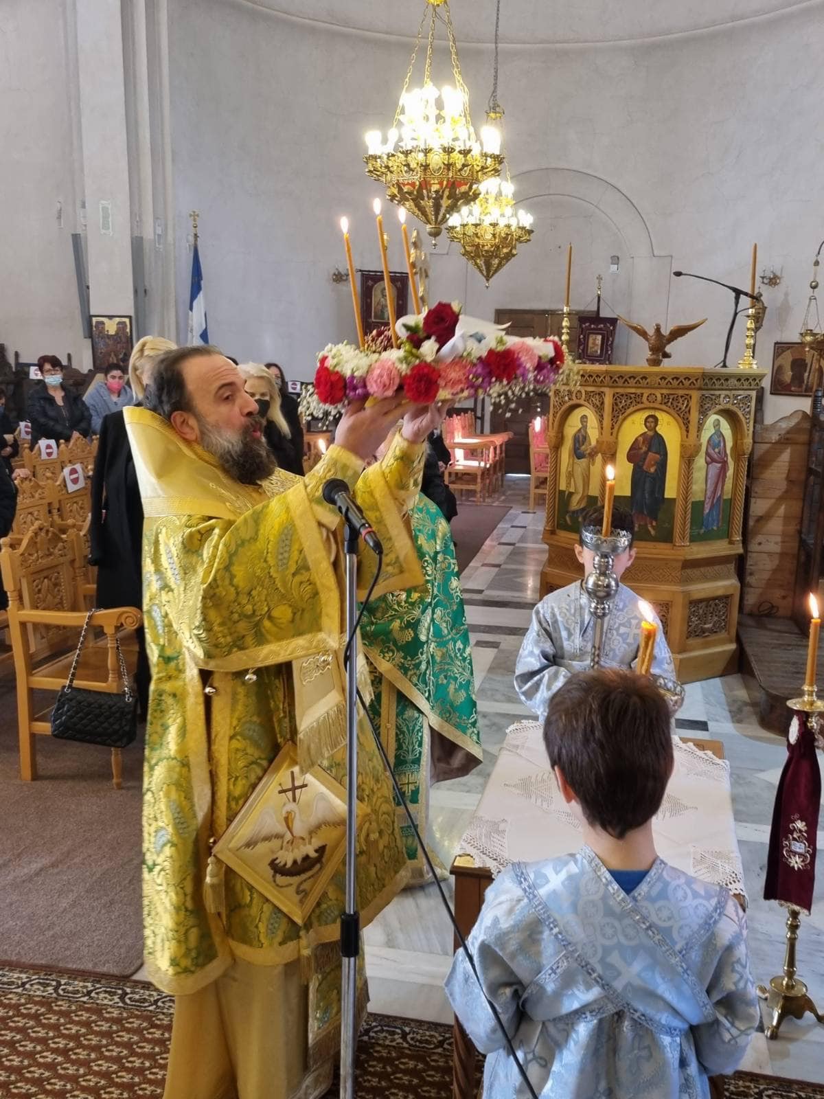 Κυριακή της Σταυροπροσκυνήσεως στην Περίσσα Σαντορίνης