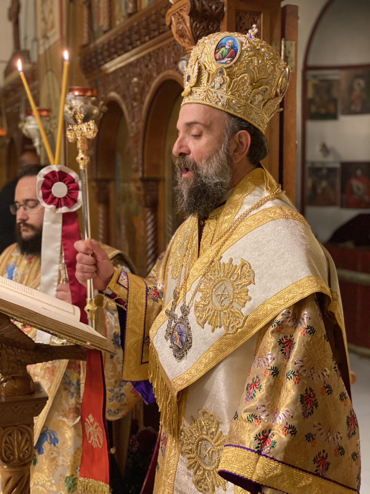 Πασχάλιο μήνυμα Σεβ. Μητροπολίτου Θήρας, Αμοργού & Νήσων κ. Αμφιλοχίου