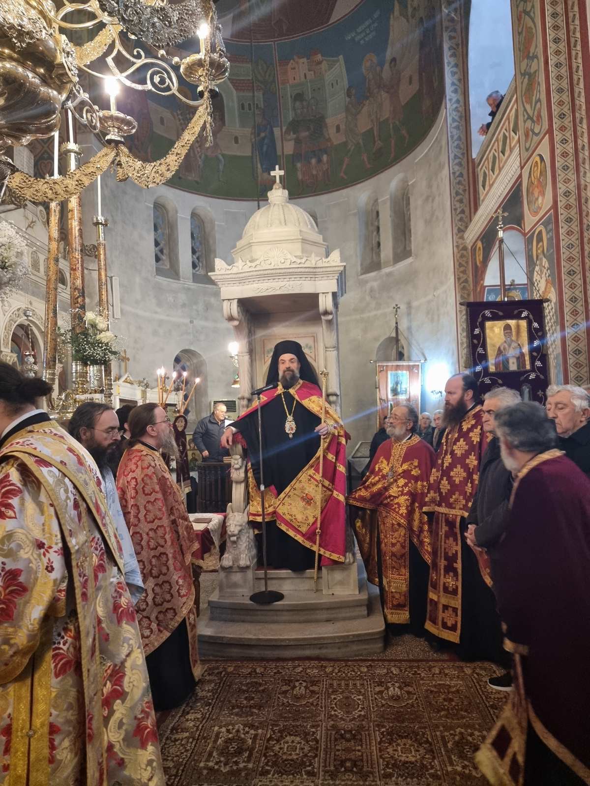 Η Εορτή του Αγίου Χαραλάμπους στην Έξω Γωνιά της Σαντορίνης