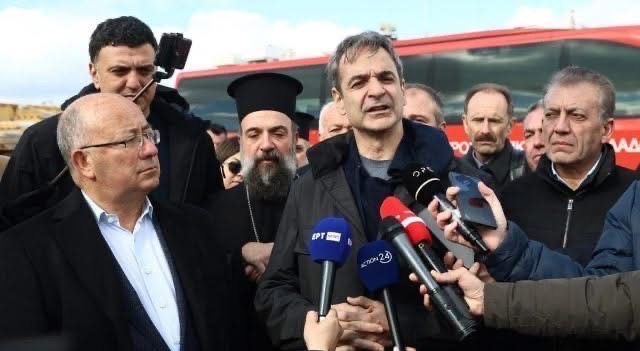 Ο ΜΗΤΡΟΠΟΛΙΤΗΣ ΣΤΗ ΣΥΣΚΕΨΗ ΜΕ ΤΟΝ ΠΡΩΘΥΠΟΥΡΓΟ