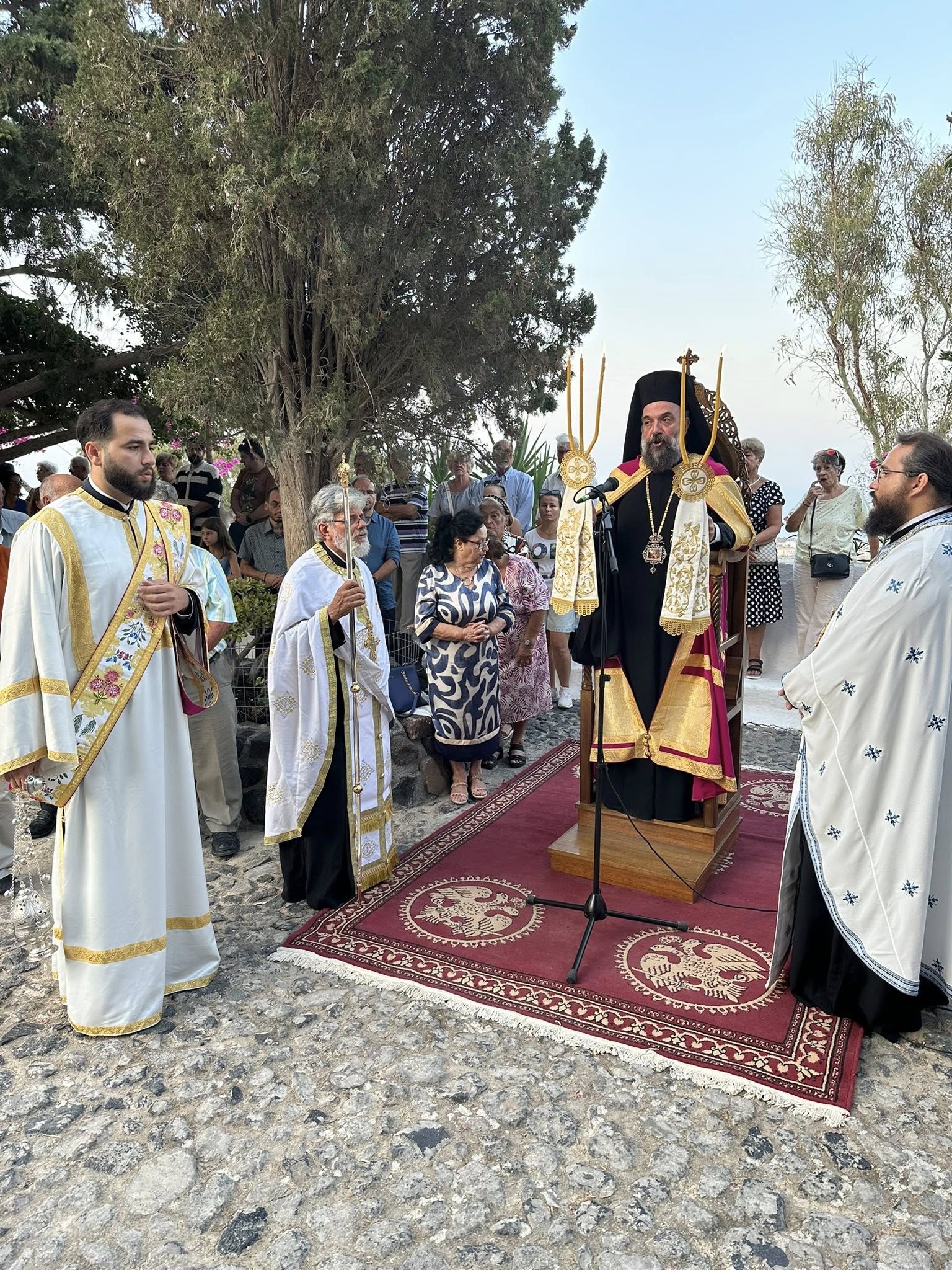 Ο Μέγας Πανηγυρικός Εσπερινός της Κοιμήσεως της Υπεραγίας Θεοτόκου στην Παναγία την Επισκοπή