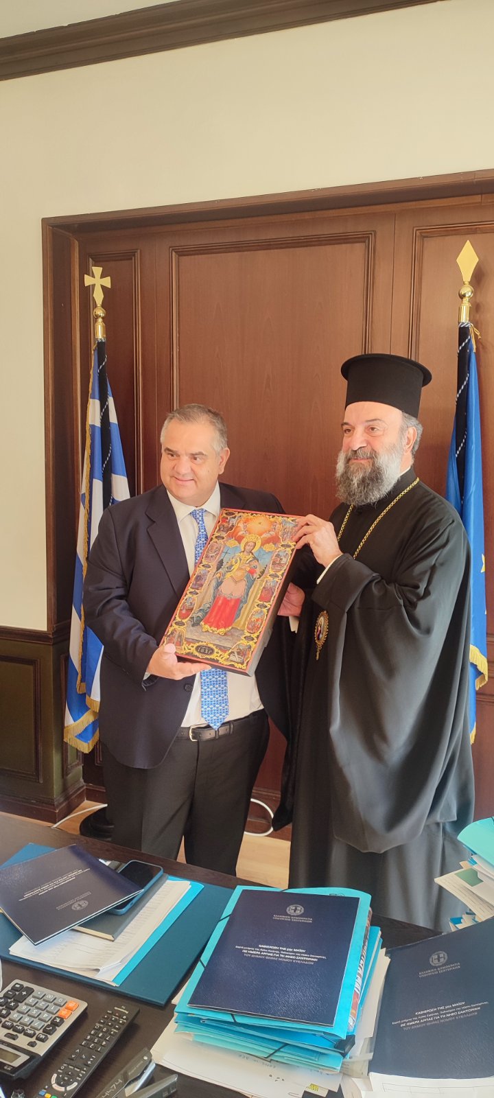 Επίσημη Επίδοση του Προεδρικού διατάγματος δια του οποίου καθιερώνεται η 5η Μαΐου, ημέρα μνήμης της Αγίας Ειρήνης, ως επίσημη αργία της&hellip;
