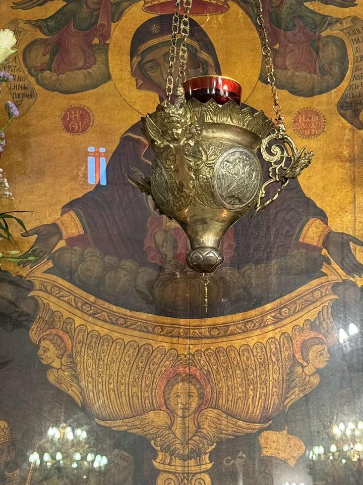 Η ΕΟΡΤΗ ΤΗΣ ΖΩΟΔΟΧΟΥ ΠΗΓΗΣ ΣΤΗ ΣΑΝΤΟΡΙΝΗ