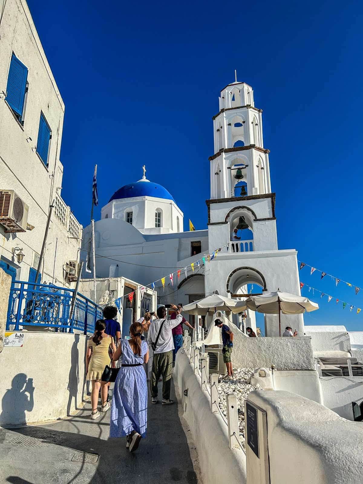Πανηγυρικός Εσπερινός της Μεταμορφώσεως του Σωτήρος στον Ιερό Ναό του Πύργου Θήρας