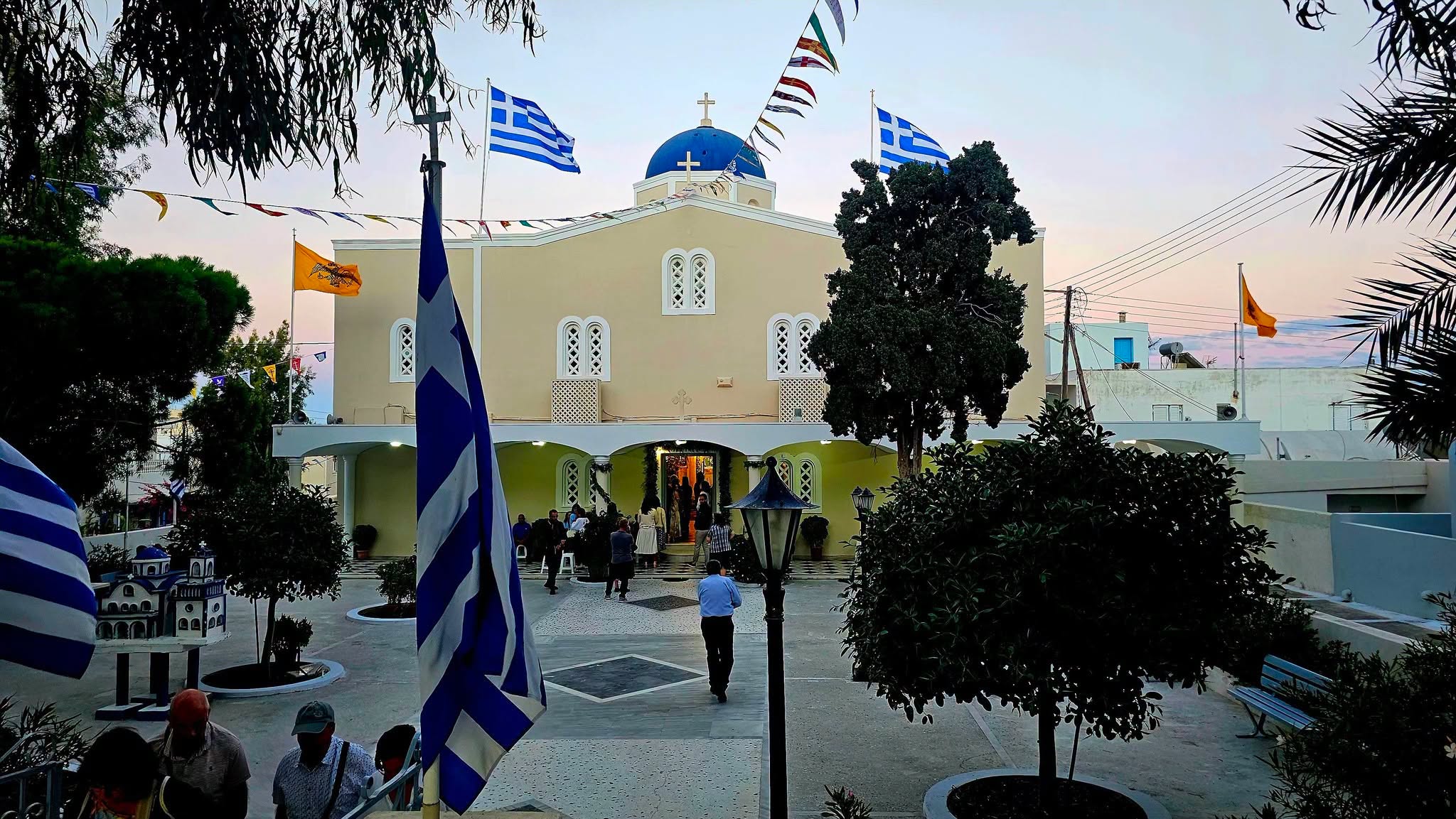Η ΠΑΝΗΓΥΡΙΣ ΤΗΣ ΠΑΝΑΓΙΑΣ ΜΥΡΤΙΔΙΩΤΙΣΣΑΣ ΣΤΟ ΚΑΜΑΡΙ ΘΗΡΑΣ
