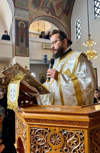 EE102F31-3F54-44A6-889A-0F016232BCE1